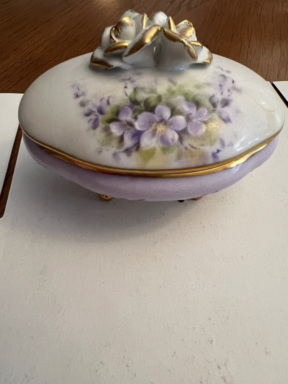 Porcelain footed trinket box